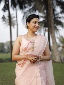 Swara Bhasker looks stunning at a close friend’s wedding