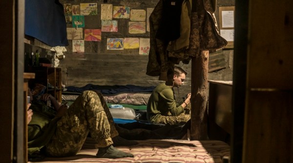 On Ukrainian front, grinding war and weary anticipation of invasion ...