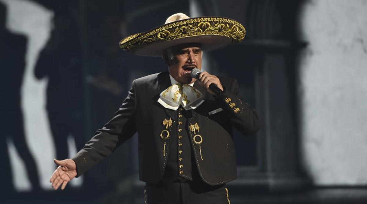 Vicente Fernández, legendario cantante mexicano, muere a los 81 años