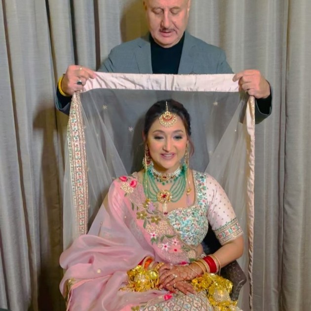 anupam kher