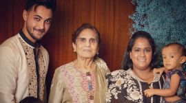 arpita khan mother salma khan