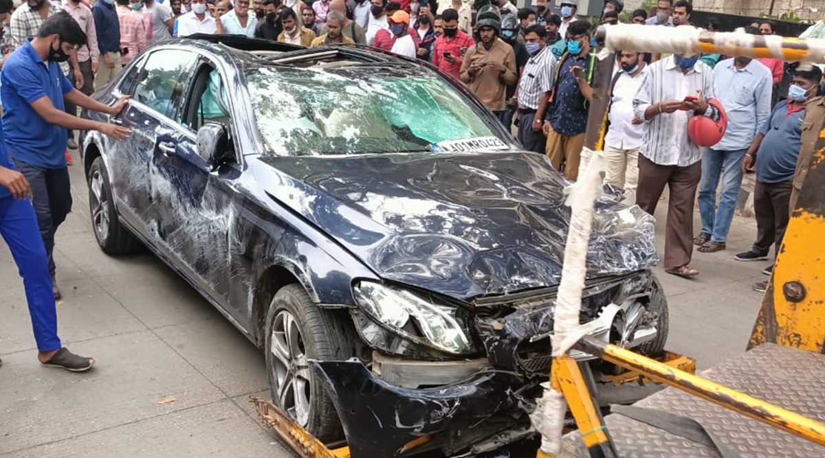 Bengaluru One dead, several injured as Mercedes car crashes into