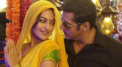 Indian Actress Madhuri Dixit Salamn Khan Sex Vodeo - When Salman Khan was reminded that Sonakshi Sinha used to call him 'Salman  uncle' | Bollywood News - The Indian Express