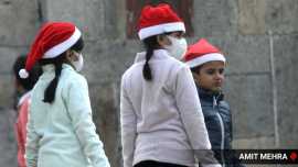 Delhi sees season’s first ‘cold day’, Sunday will be chilly too