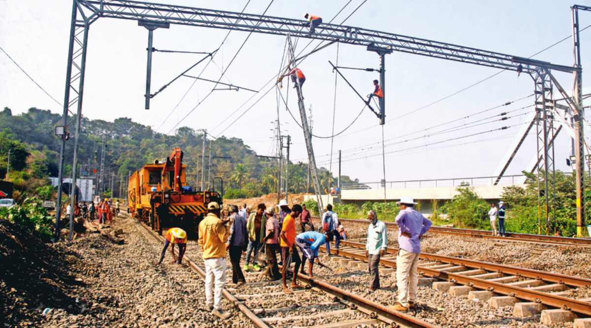 Work under way on the fifth and sixth lines of Central Railway. (Photo: Deepak Joshi)