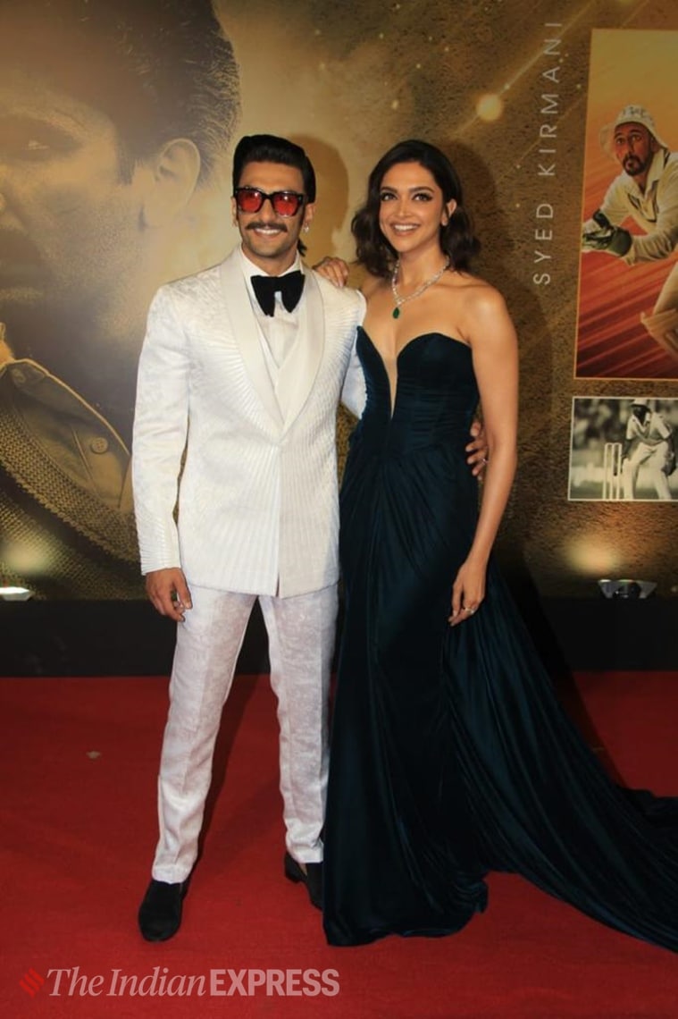 When Deepika made Ranveer Singh look like a Red Velvet cup cake – Dumkhum®