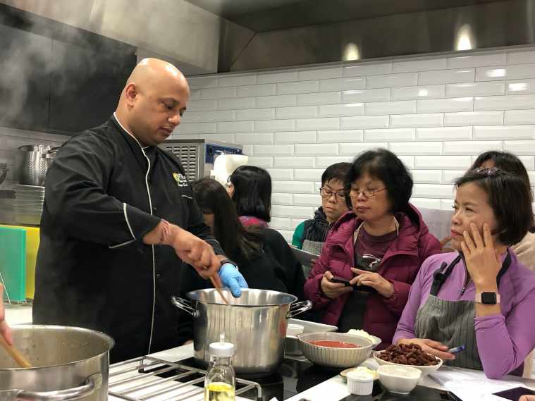 En Taipei, la comida india es un buen negocio