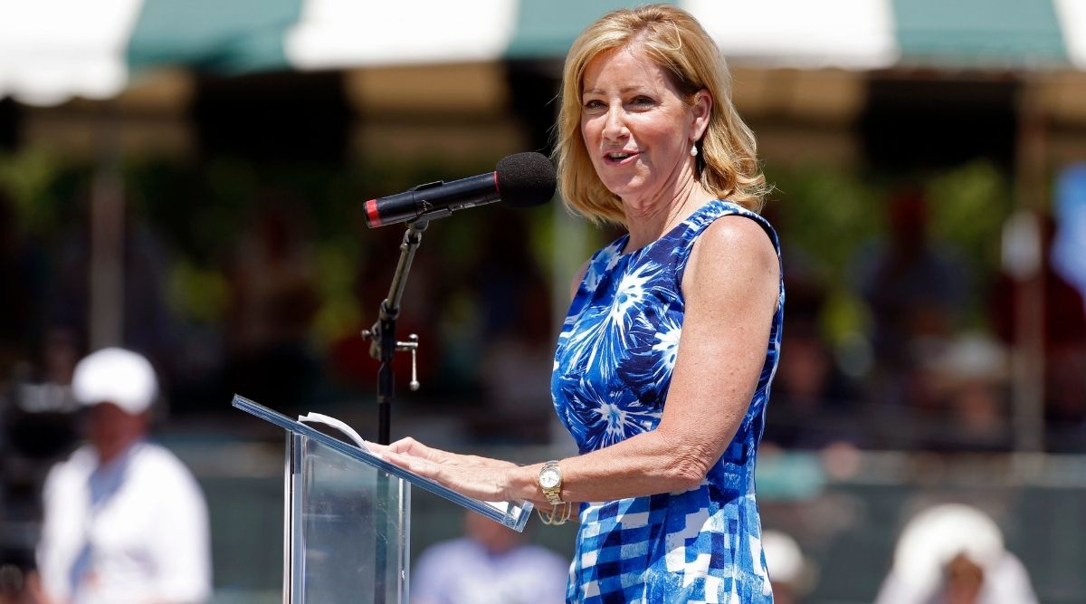 Emotional tennis legend Chris Evert, now cancer free, says her late