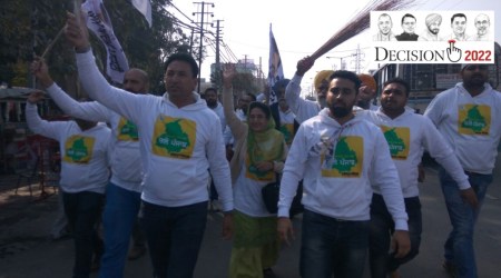 Large number of NRIs reaches Jalandhar carry out road show. (Express photo)