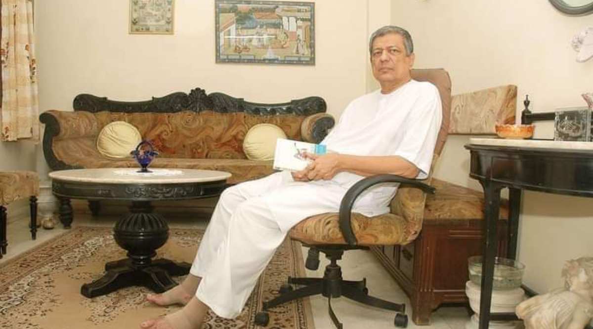 Bandukwala, who lived alone, had developed age-related complications and was under treatment at home for the last one week.