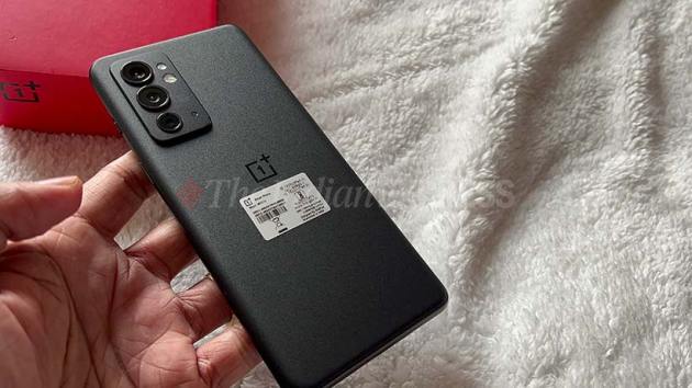 OnePlus 9RT First look, Oneplus 9rt India, OnePlus 9RT first impressions