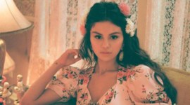 Selena Gomez, Selena Gomez news, Selena Gomez fashion, Selena Gomez hairstyle, Selena Gomez tattoo, Selena Gomez matching tattoo with Cara Delevingne, Selena Gomez rose tattoo, indian express news