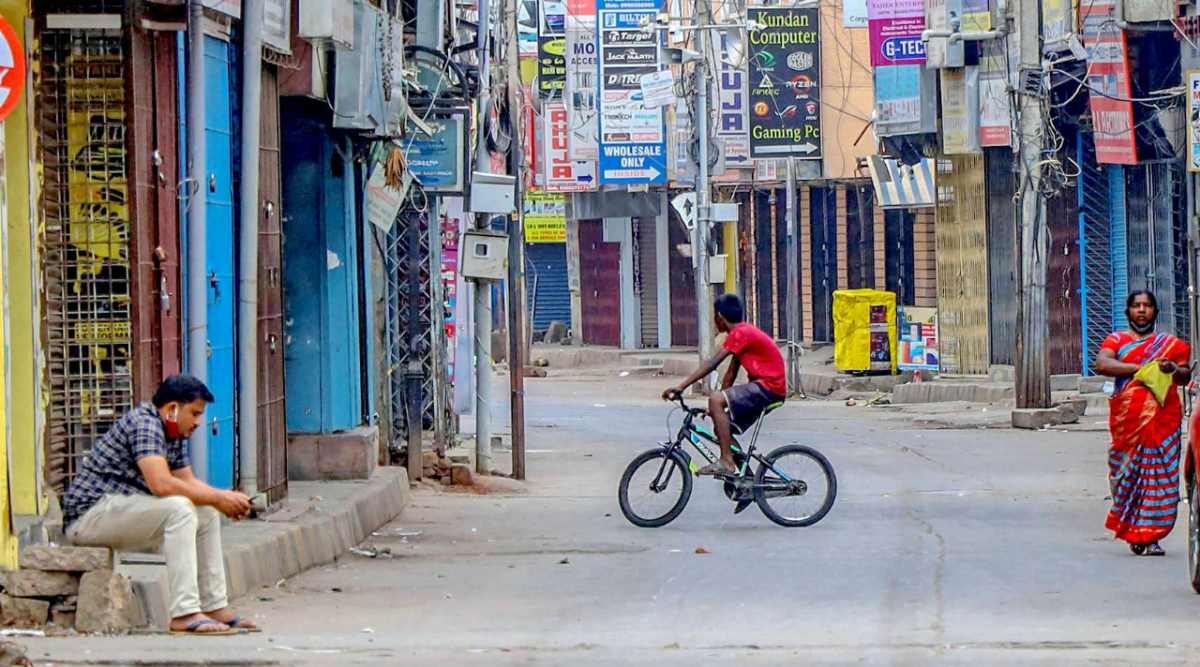 Streets Deserted Markets Closed Here S Bengaluru Under Weekend Covid Curfew India News News The Indian Express