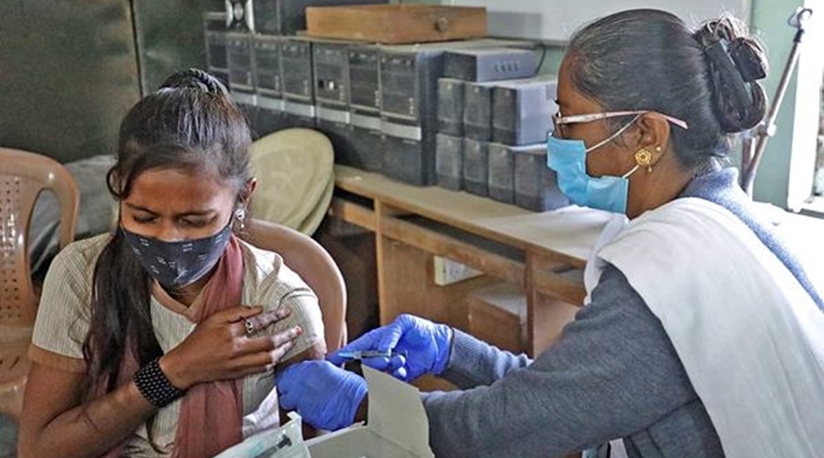 5 officials, minister, MLA Covidpositive as Gujarat reports 3,350 new