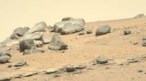 Bouncing boulders point to quakes on Mars