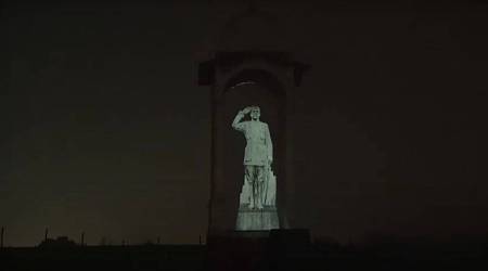 Netaji Subhas Chandra Bose statue, netaji statue at india gate, netaji birth anniversary, narendra Modi, indian express