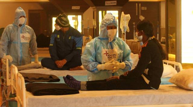 Delhi, Delhi latest news, Delhi covid cases, coronavirus latest news, omicron, third wave, covid restrictions, Delhi L-G Anil Baijal, indian express