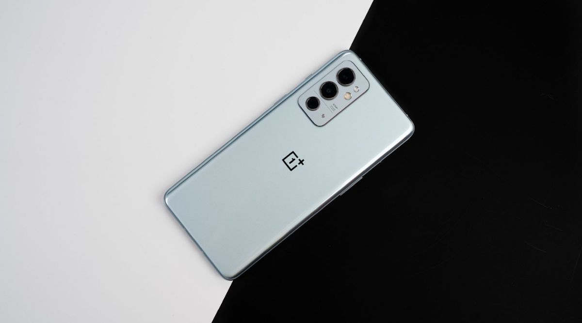 OnePlus 9RT and OnePlus Buds Z2 India launch teased. (Image credit: OnePlus)