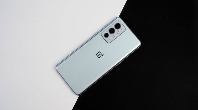 OnePlus 9RT and OnePlus Buds Z2 India launch teased. (Image credit: OnePlus)