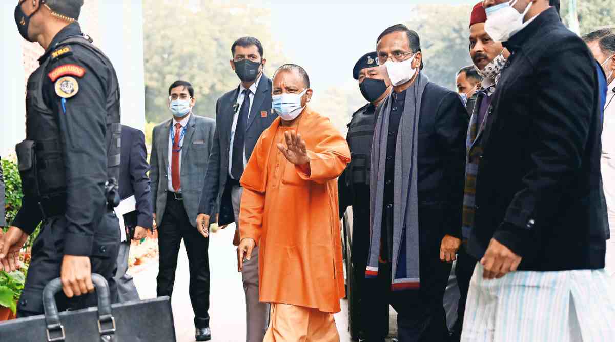 Yogi Adityanath, Uttar Pradesh CM Yogi Adityanath, Uttar Pradesh, Covid vaccination, Covid vaccination drive, oxygen plants, Government Institute of Medical Sciences (GIMS), Delhi news, Delhi city news, New Delhi, India news, Indian Express News Service, Express News Service, Express News, Indian Express India News