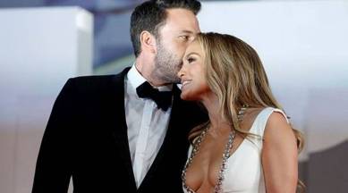 Jennifer Lopez, Jennifer Lopez relationship, Jennifer Lopez and Ben Affleck, Jennifer Lopez and Ben Affleck romance, Jennifer Lopez PDA, Jennifer Lopez marriage proposal, indian express news