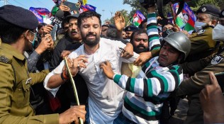 Patna: Chirag Paswan, supporters detained during protest; police resort to lathi charge, use water cannons