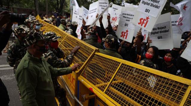 Delhi university, DU students, DU college reopening, Delhi news, delhi covid cases, delhi police, delhi local news, Indian express