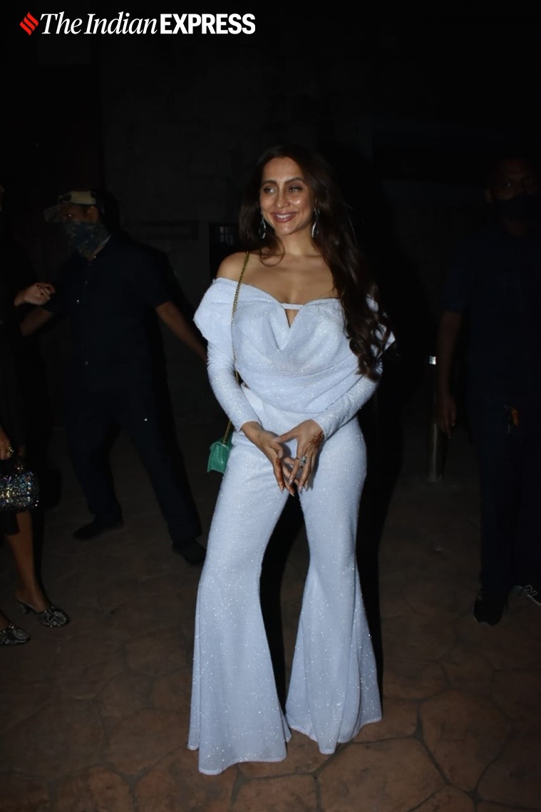 anusha dandekar farhan shibani