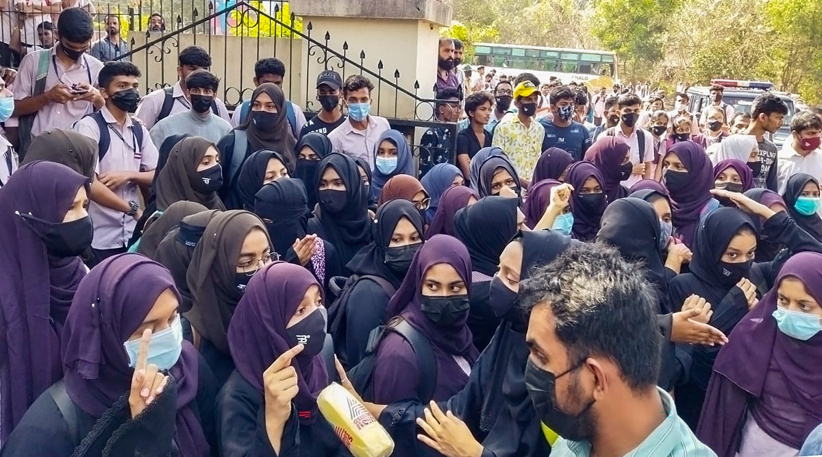 Porn Muslim School Indian - Karnataka hijab row: Decision on reopening high schools, colleges in  meeting today, says CM Bommai