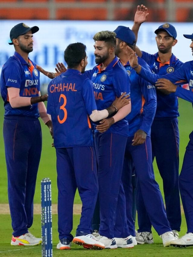 Ind Defeat Wi In 2nd Odi Seal Series The Indian Express 3066