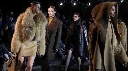 Michael Kors Collection Fall 2022 Suggests There Are a Lot of