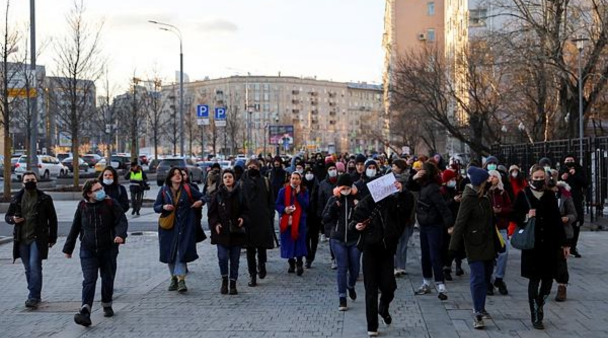 Russians hold anti-war rallies amid ominous threats by Putin | World ...