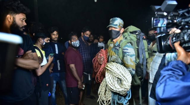 The India Army began operations to rescue the Malampuzha resident who had trekked up the 1,000-ft Kurumbachi hill Monday along with two friends. (Source: PRD Kerala)