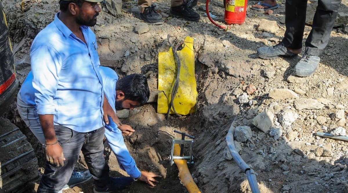 Pune Gas pipeline ruptures, tragedy averted as leak controlled in time