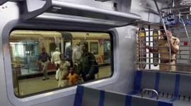 Mumbai local train, AC local train, Modi, Narendra Modi, Kalyan, Mumbai, Mumbai news, Indian express, Indian express news, Mumbai latest news