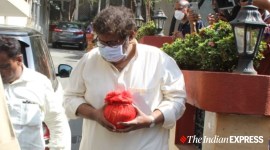 lata mangeshkar death ashes adinath mangeshkar