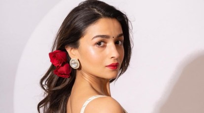 Alia Baht Xxx Nude Pics - Alia Bhatt rewatched Bhansali's films during Gangubai Kathiawadi shoot,  Ranbir Kapoor called her 'obsessed' | Bollywood News, The Indian Express