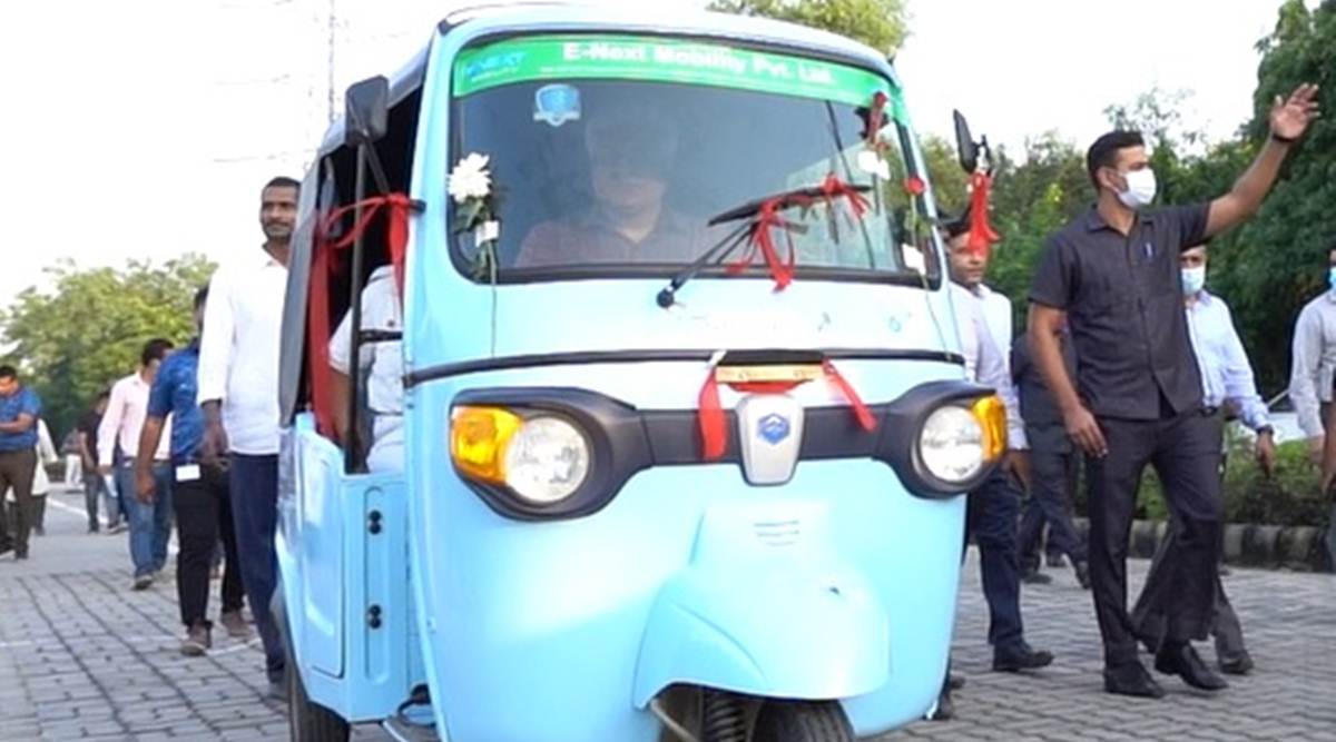 Delhi, Delhi latest news, electric autos, Delhi electric autos, Delhi transport department, Department of Women and Child Development, Convergence Energy Services Limited, Transport Minister Kailash Gahlot, indian express