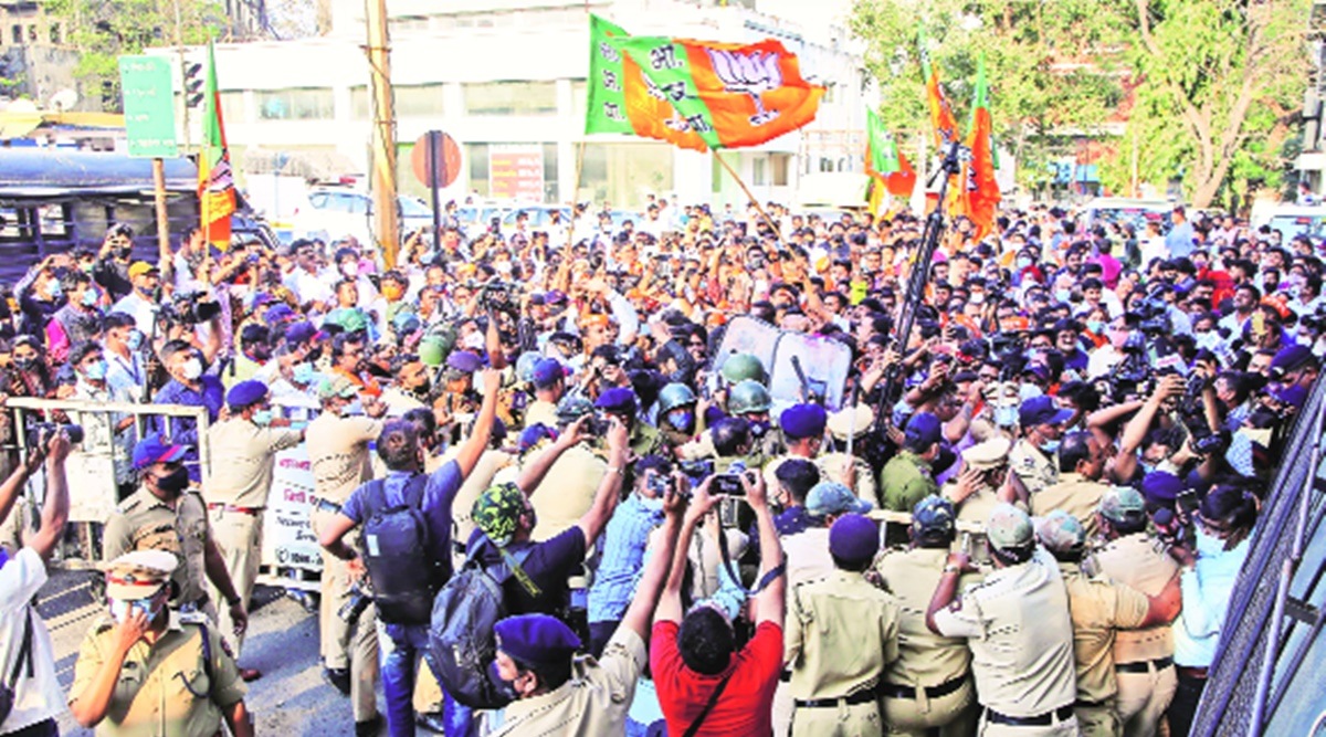 Pune: BJP felicitates Somaiya at PMC building amid chaos