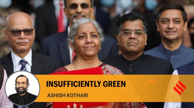 Finance Minister Nirmala Sitharaman leaves her office to present the Budget in Parliament in New Delhi, February 1, 2022. (Reuters Photo)