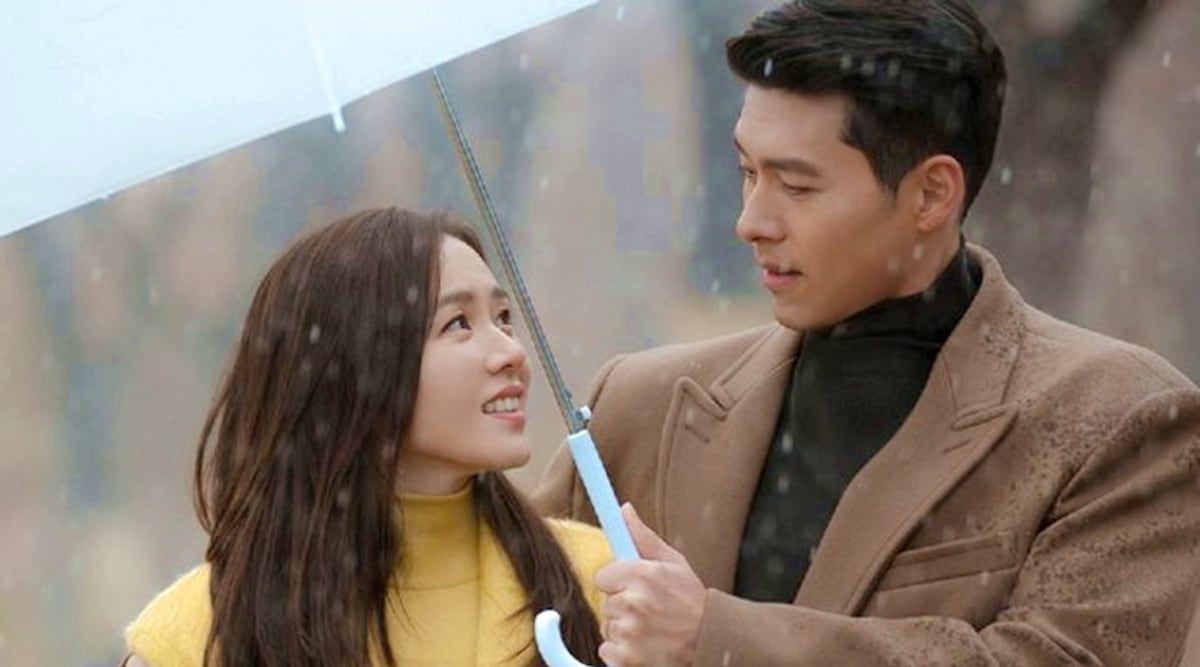 Son Ye-jin crash lands onto Hyun Bin