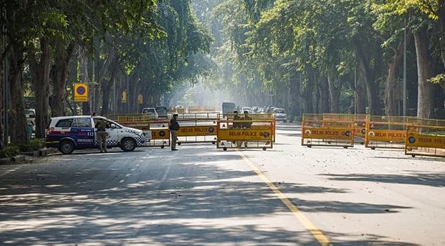 Delhi weather: Maximum temperature likely to be 28°C, strong winds on forecast