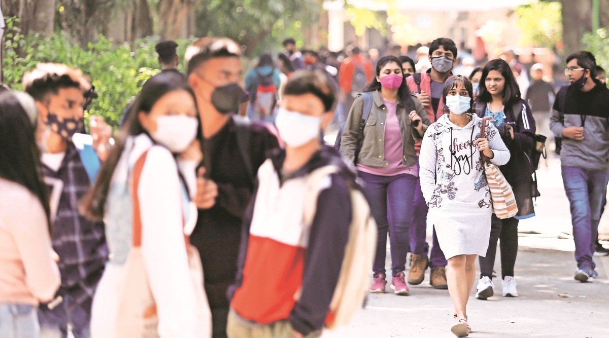 Delhi university reopens, DU reopens, Delhi university, university news, varsity news, education news, Delhi news, Covid, Covid-19, pandemic, online classes, offline classes, Miranda House, Shri Ram College of Commerce, St Stephen's College