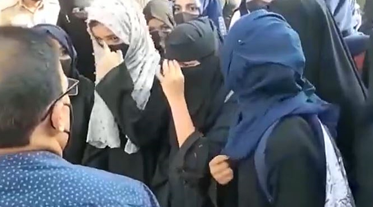 Karnataka: Students wearing hijab denied entry in another college,  principal says 'following govt orders