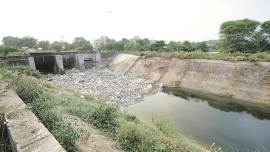 Narmada canal, suicide, suspected suicide, Ahmedabad suicide, Ahmedabad news, Gujarat news, Indian Express, India news, current affairs, Indian Express News Service, Express News Service, Express News, Indian Express India News