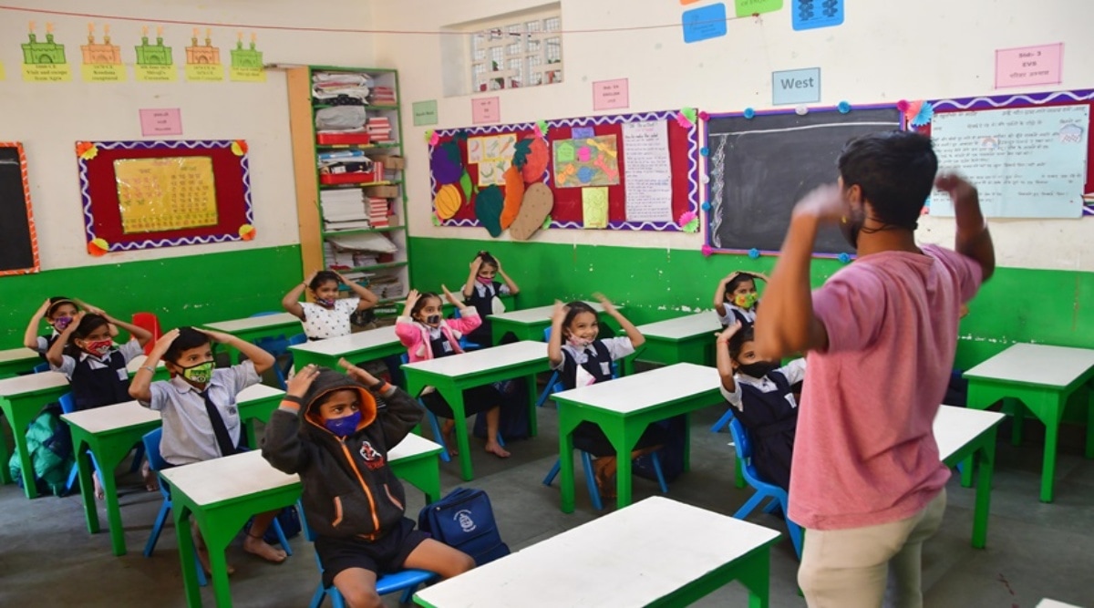 Education institutions, homogeneity, dress code, education, school uniforms, Mangalore University, Indian express, Opinion, Editorial, Current Affairs