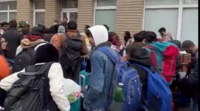 Indian students standing outside Ukrainian embassy in Kyiv. (Screengrab)
