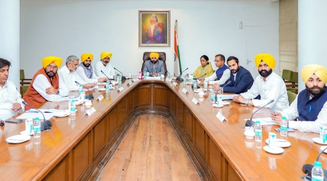  Punjab Chief Minister Bhagwant Mann's first Cabinet meeting begins in Chandigarh. (ANI)