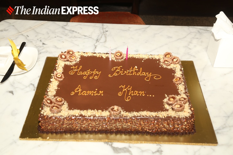 aamir khan birthday cake