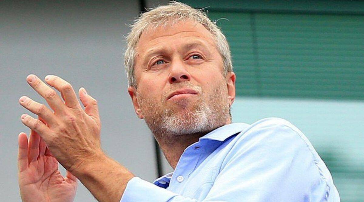 Chelsea owner Roman Abramovich and other peace negotiators reportedly suffer suspected poisoning